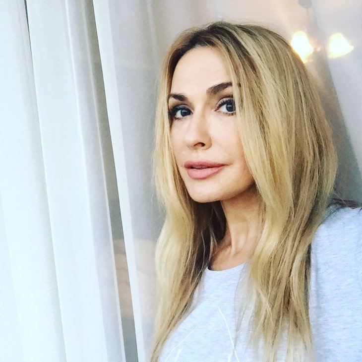 Ольга Сумская показала женскую часть своей семьи