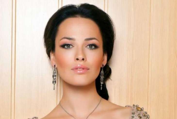 Дарья Астафьева спит на экскурсиях