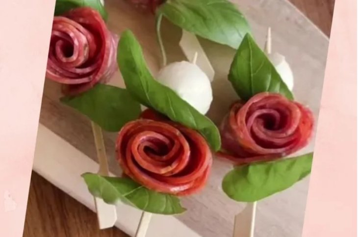 Съедобные розы: идея красивой закуски для новогоднего стола