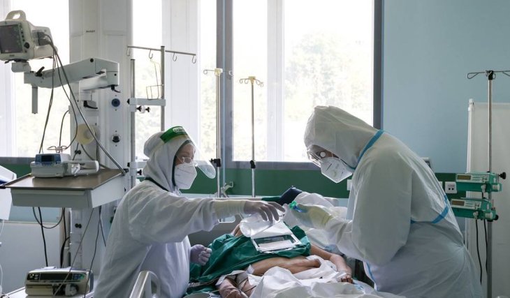Вразливість чоловіків перед коронавірусною інфекцією пояснили аутоантитілами