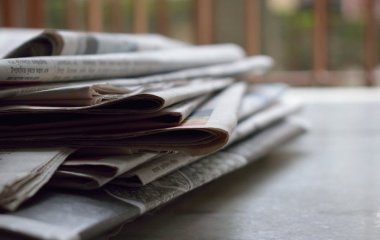 Не викидайте старі газети: креативні і корисні способи застосувати їх у побуті