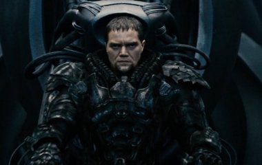 Майкл Шеннон и Антье Трауэ вновь сыграют Зода и Фаору во «Флэше» Андреса Мускетти