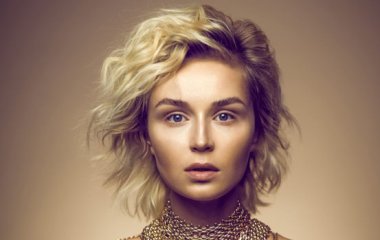 Полина Гагарина снова переносит концерты из-за участия в китайском вокальном шоу