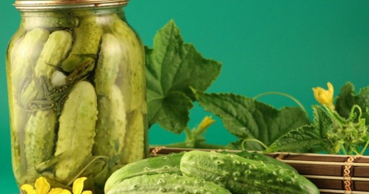 Як приготувати смачний маринад, розсіл для огірків — скільки солі, цукру, оцту треба додати
