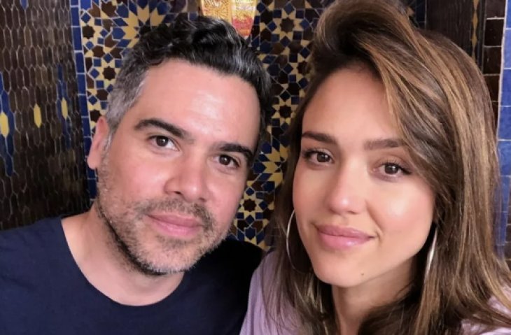 «Я не хотела так жить»: Джессика Альба рассказала, почему вместе с дочкой занималась с психологом