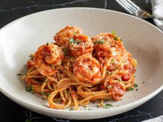 Рецепт пасти з креветками за 15 хвилин: дуже просто і дуже смачно