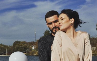 Анастасія Приходько з чоловіком і дітьми показала свої розваги на морі в Одесі