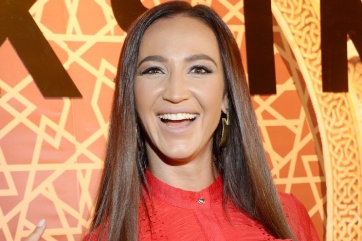 «Трусы садовника»: полуголая Бузова в «мужском» белье нарвалась на жесткую критику в Сети