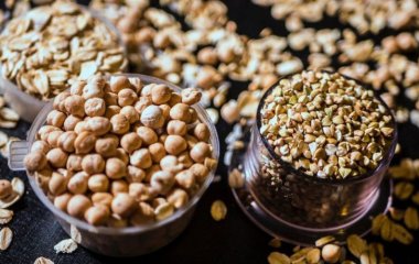 Лікарка пояснила, чому небезпечно замочувати горіхи