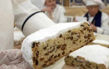 Класичний німецький різдвяний штолен: старий родинний рецепт
