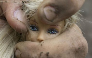 Знайомство у соцмережі обернулося насильством: 13-річну дівчинку викрали і тримали у підвалі