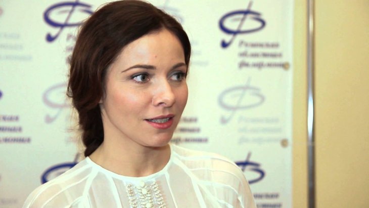 Екатерина Гусева выступила в Кремле в цветочном платье