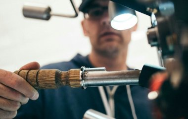 Сантехнік під час ремонту бойлера знайшов у стіні 
