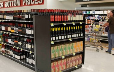 Під час пандемії жителі США почали пити спиртне на 15% частіше
