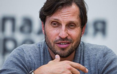 Ревва показал «новую жену»: «Увел у какого-нибудь олигарха?» 