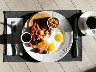 Завтрак, который продлевает жизнь: эти продукты полезно есть по утрам