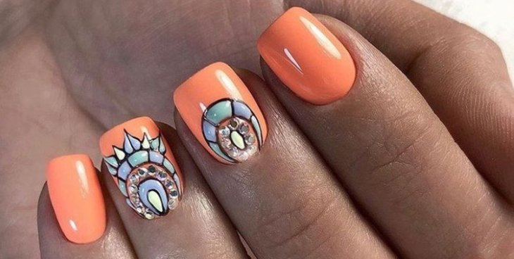 Літній манікюр 2021: актуальні ідеї для ваших нігтів (фото)