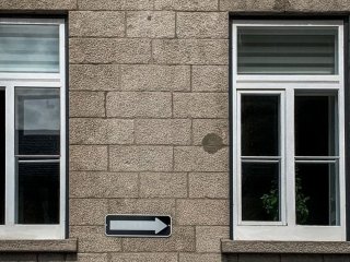 Як зменшити спеку в домі: французький метод із крейдою на вікнах, який реально працює