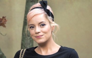 Вслед за Канье Уэстом: Лили Аллен призналась в просмотре эротических фильмов 