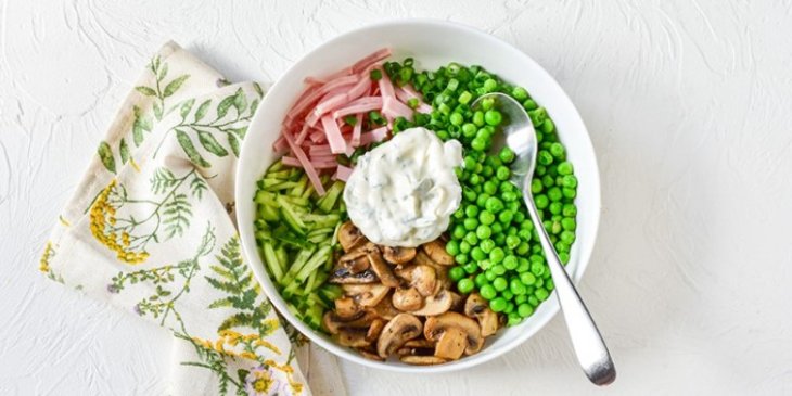 Вместо оливье: рецепт салата с жареными шампиньонами