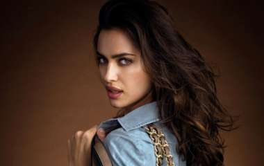 Ирина Шейк продемонстрировала потрясающий look