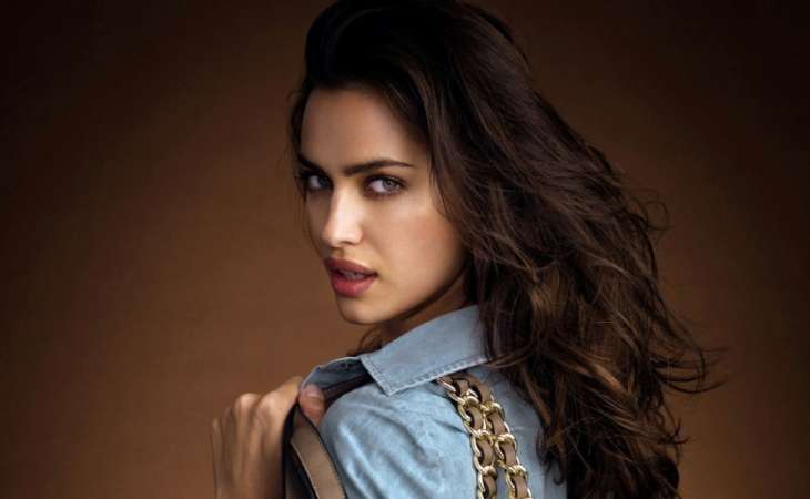 Ирина Шейк продемонстрировала потрясающий look
