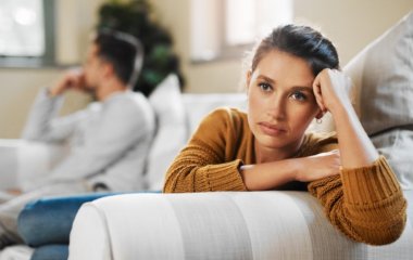 6 признаков, что ты встречаешься со слабым мужчиной