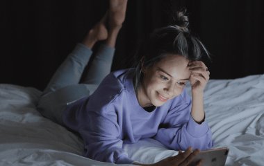 Вчені розповіли, як світло може спровокувати розвиток діабету і до чого тут смартфони