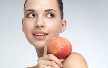 7 продуктів, які покращують стан шкіри