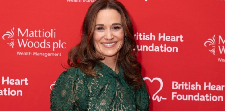 Сестра Кейт Миддлтон в прозрачном платье вышла в свет (фото)