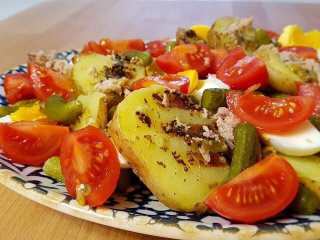 Ідеально для перекушування: рецепт мюнхенського картопляного салату
