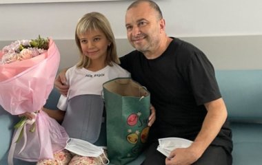Виктор Павлик осуществил мечту маленькой тяжелобольной поклонницы прямо в больнице