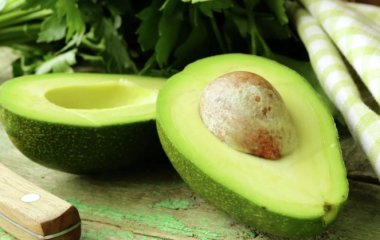 Названо шість продуктів, від яких слід відмовитися при головному болі
