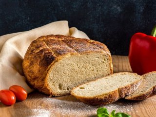 Хліб залишатиметься м’яким та свіжим і не черствітиме до 10 днів: ось як найкраще його зберігати