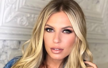 Рита Дакота и ее бойфренд переезжают в квартиру, которую певица купила с Владом Соколовским