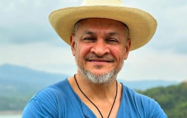 Эктор Хименес-Браво показал, как справляется с домашней работой