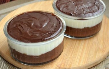 Кремовый десерт с шоколадной глазурью