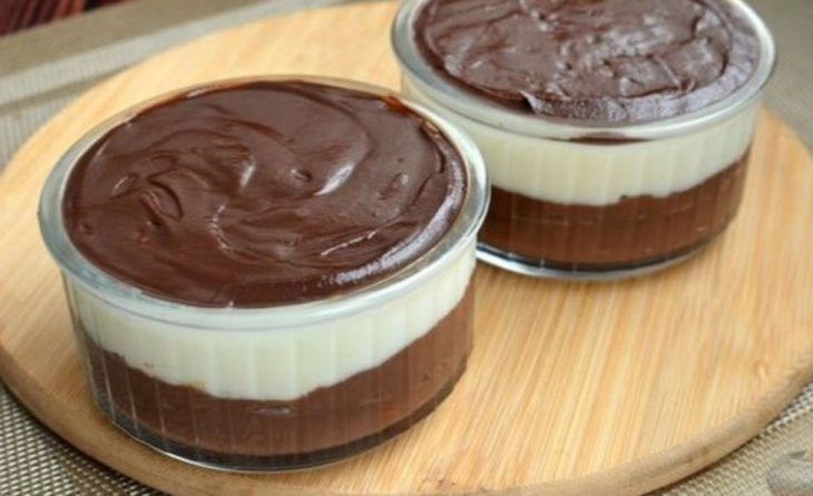 Кремовый десерт с шоколадной глазурью