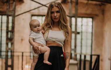 Рита Дакота рассказала, как дочь повлияла на ее творчество