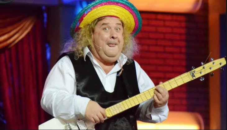 Звезде «Кривого зеркала» Александру Морозову удалили лишнюю кожу: «Операция была 7 часов, все болит»