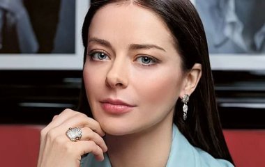 Марина Александрова очаровала своим видом на красной дорожке