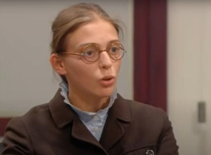 Располневшая звезда «Не родись красивой» Нелли Уварова появилась на публике