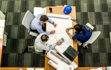Медики назвали побочные эффекты для здоровья от чрезмерной работы