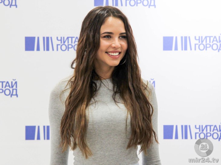 Анастасия Решетова прокомментировала слухи о своей беременности