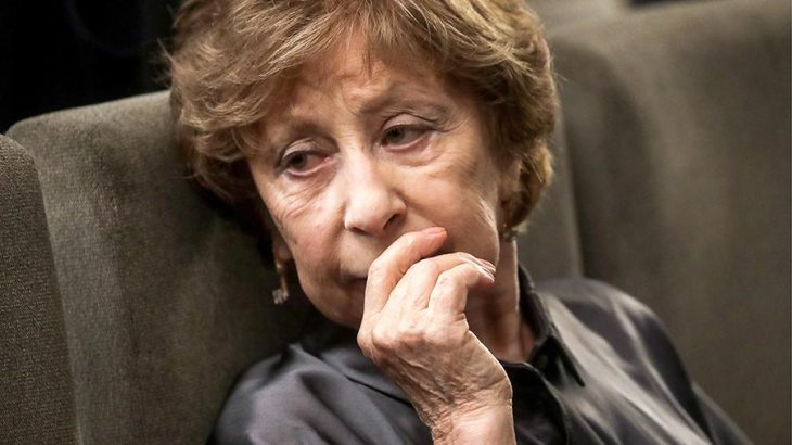 Ахеджакова вбила последний гвоздь в гроб репутации затравленной Прокловой: Это мерзость