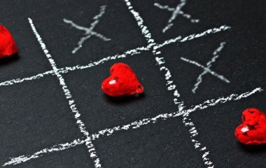 Кардиолог: стресс и негативные эмоции вредят сердечникам больше, чем жирная и вредная еда