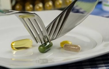 Чому не можна самому собі «призначати» вітаміни