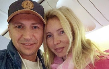 Перенесшая операцию Татьяна Тотьмянина отдыхает в Париже