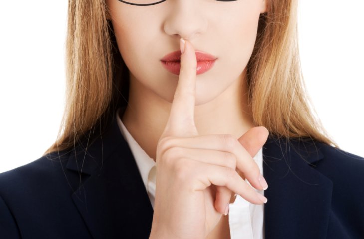 Как построить успешную карьеру: чего нельзя говорить на работе?