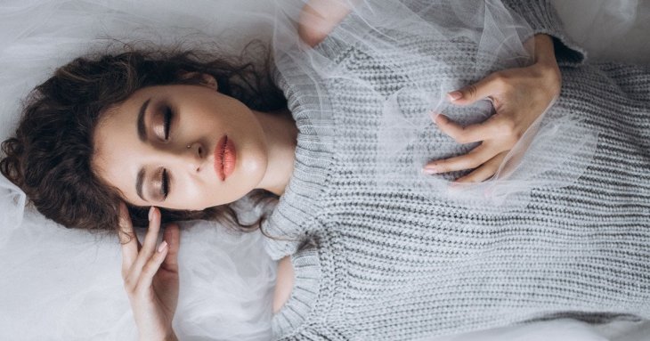 Чому із заплющеними очима можна бачити візерунки, кольори та фігури: пояснення науковців